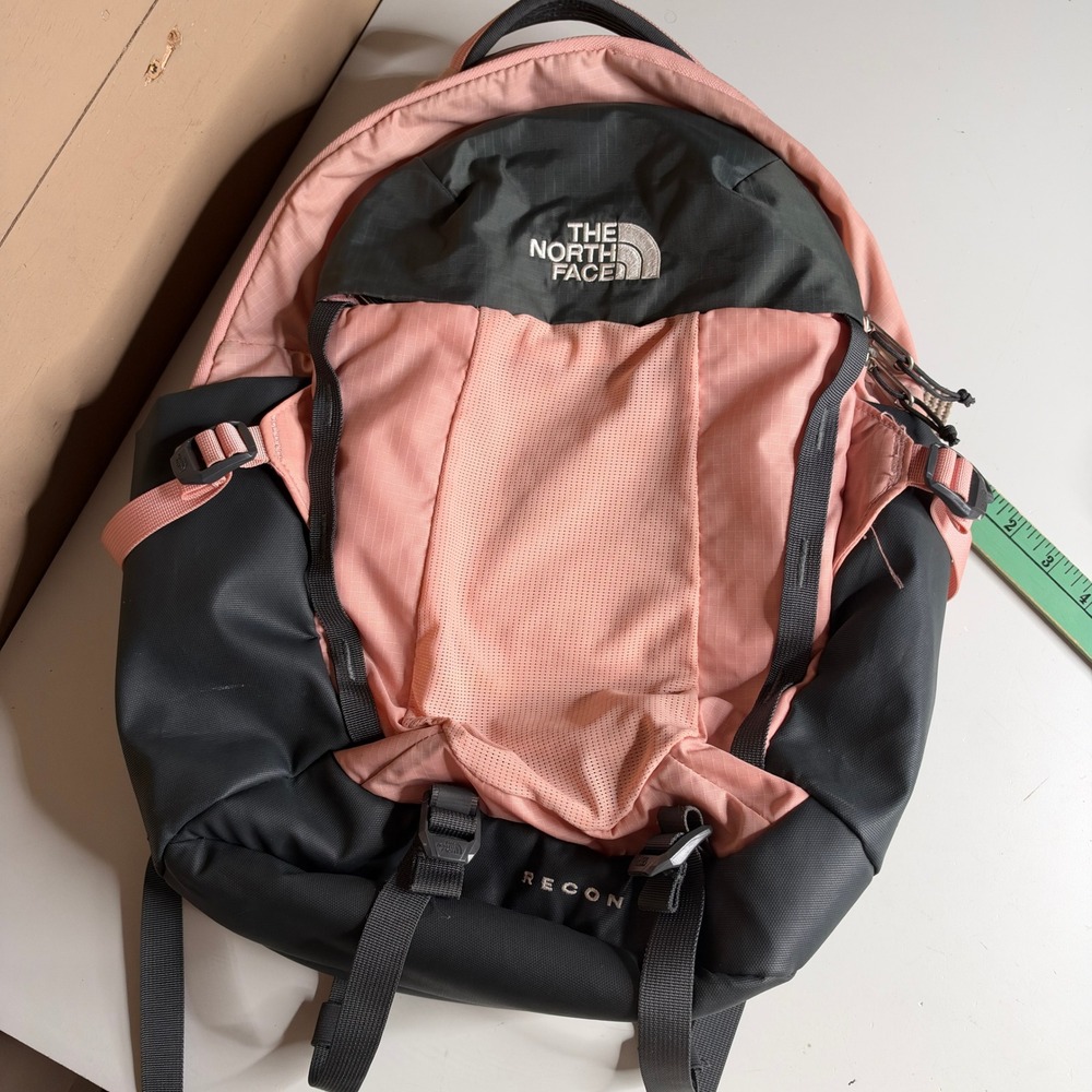 The North Face Recon Backpack Pink Charcoal Grey FlexVent Daypack Hiking School
